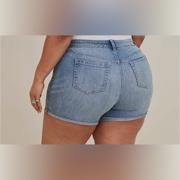 TORRID Rainbow Pride Exposed Button Fly Cuffed Shorts EUC - Picture 2 of 11